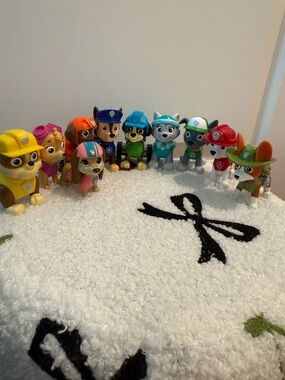 Paw Patrol Mini Figures Set - All Paws On Deck 10th Anniversary edition